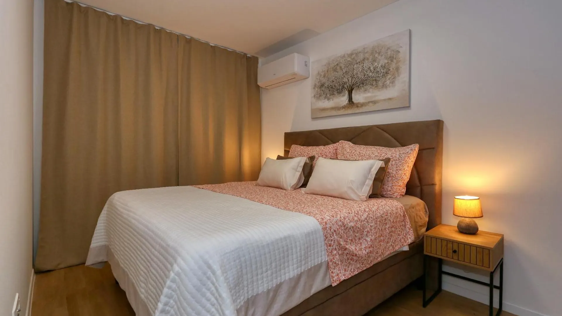 Barbara Apartment ザダル